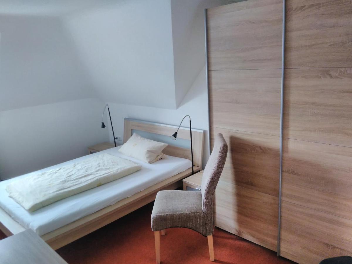 Hotel Ruestersieler Hof Wilhelmshaven Exteriör bild